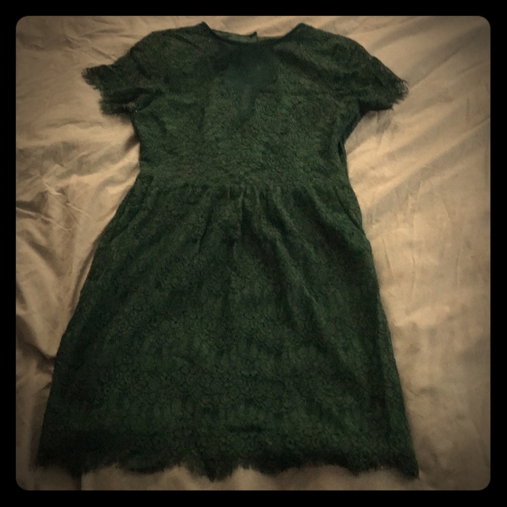 Embroidered dark green dress w/ sheer décolletage